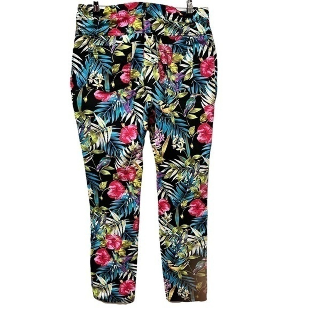 Luv floral jeans size large/European size 40